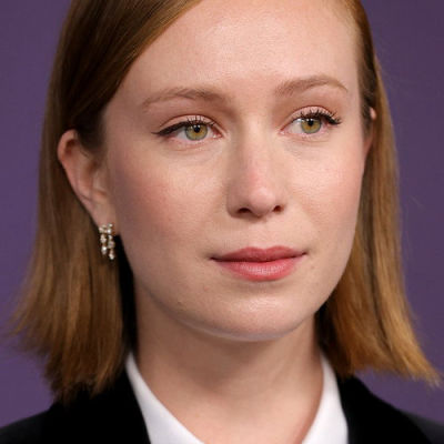 hannah-einbinder